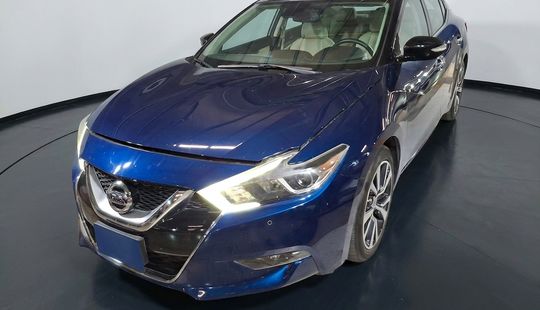 Nissan • Maxima