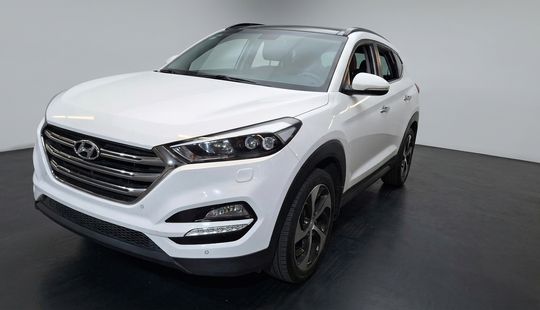 Hyundai • Tucson