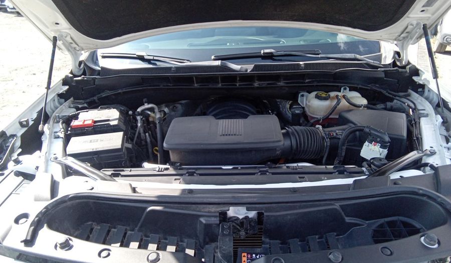 Chevrolet Suburban 5.3 LT C AUTO Suv 2023
