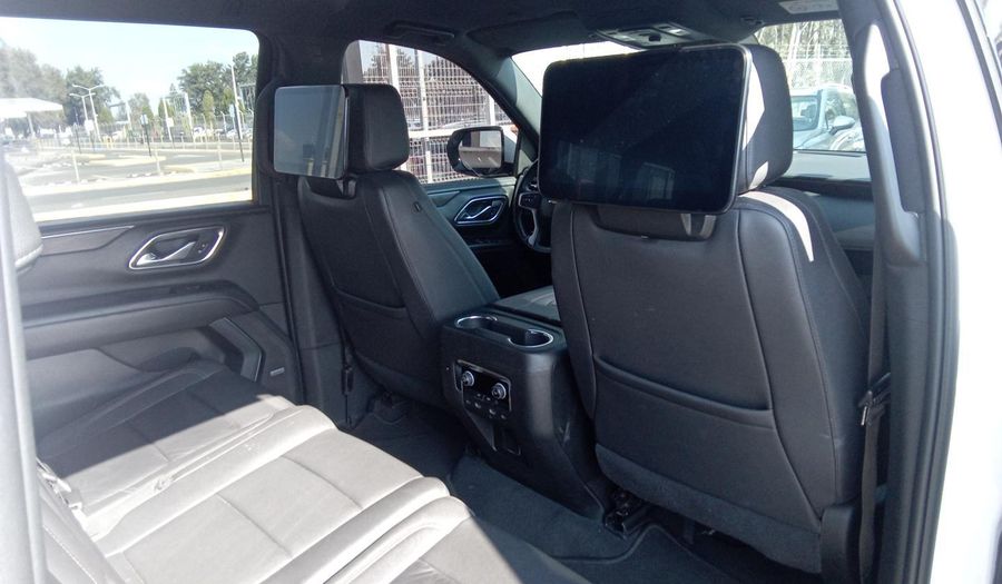 Chevrolet Suburban 5.3 LT C AUTO Suv 2023