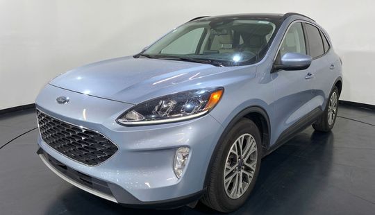 Ford • Escape