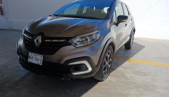 Renault • Captur