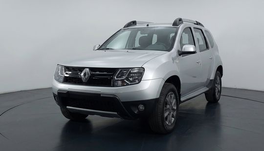 Renault • Duster