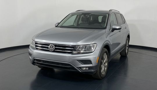 Volkswagen • Tiguan