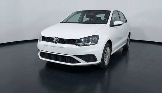 Volkswagen • Vento