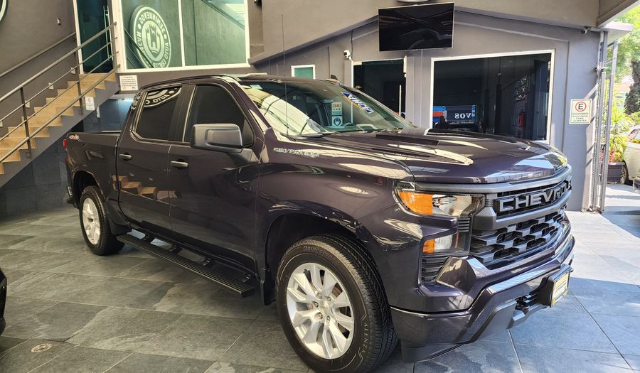 Chevrolet Silverado 1500 5.3 SILVERADO CUSTOM K AUTO 4WD Pickup 2023
