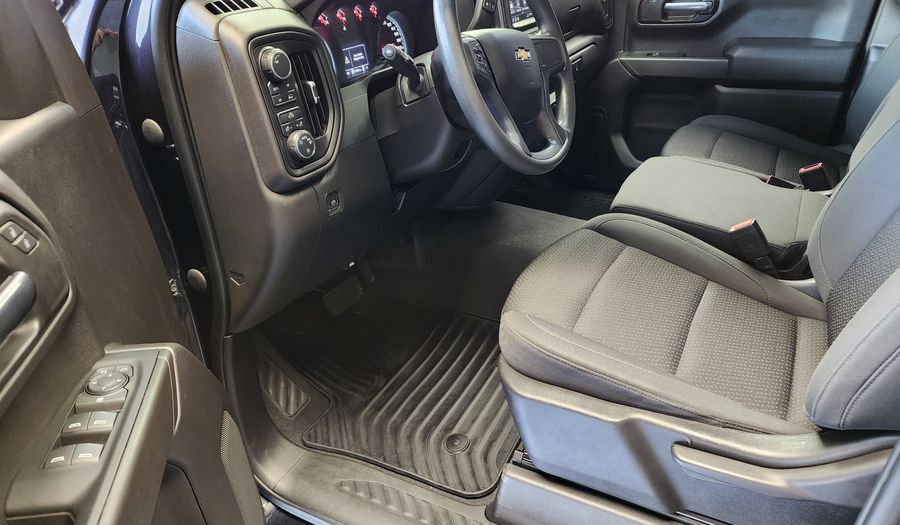 Chevrolet Silverado 1500 5.3 SILVERADO CUSTOM K AUTO 4WD Pickup 2023