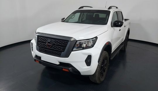 Nissan • Frontier