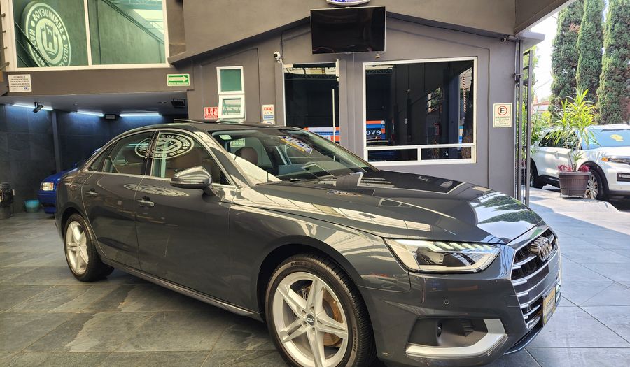 Audi A4 2.0 MHEV 40 TFSI SELECT DCT Sedan 2021