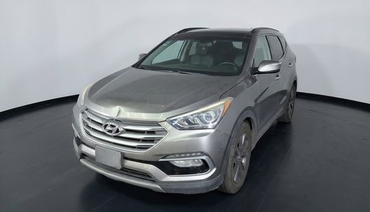 Hyundai • Santa Fe