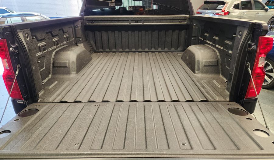 Chevrolet Silverado 1500 5.3 SILVERADO CUSTOM K AUTO 4WD Pickup 2023