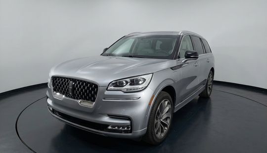 Lincoln • Aviator