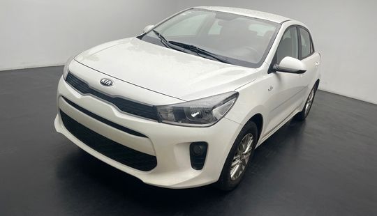 2020 • 53,040 km • Automático