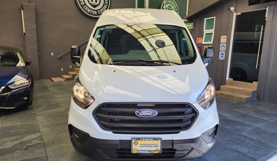 Ford Transit 2.2 DIESEL 9 PASAJEROS LARGA Van 2023