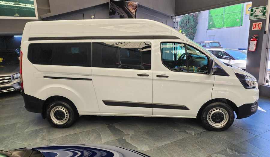 Ford Transit 2.2 DIESEL 9 PASAJEROS LARGA Van 2023