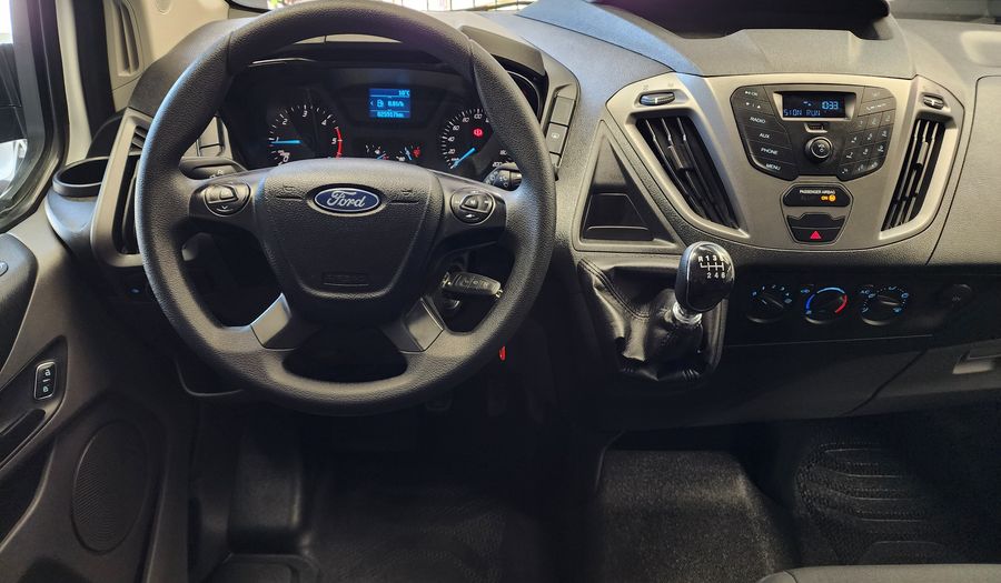 Ford Transit 2.2 DIESEL 9 PASAJEROS LARGA Van 2023