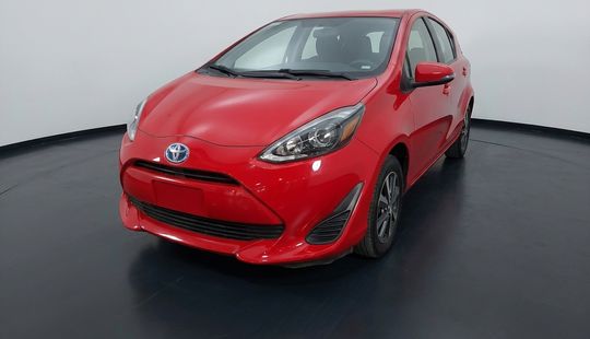 Toyota • Prius C