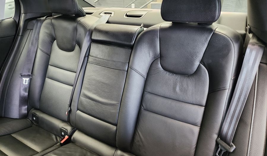 Volvo S60 2.0 T5 IGNITE AUTO 4WD Sedan 2020