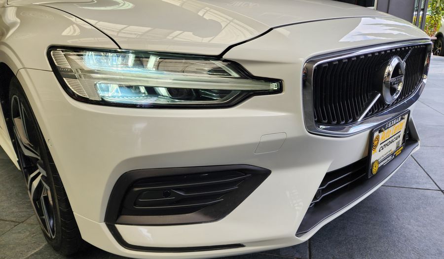 Volvo S60 2.0 T5 IGNITE AUTO 4WD Sedan 2020