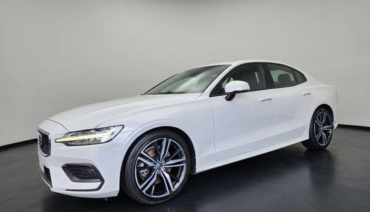 Volvo • S60