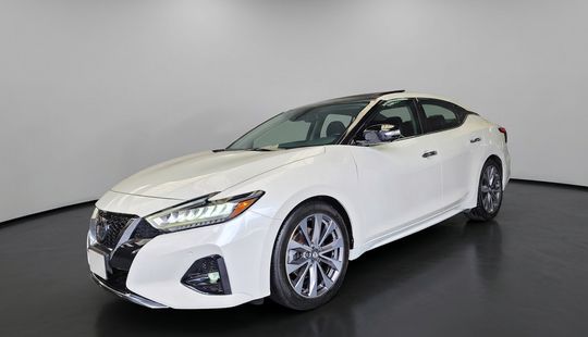 Nissan • Maxima