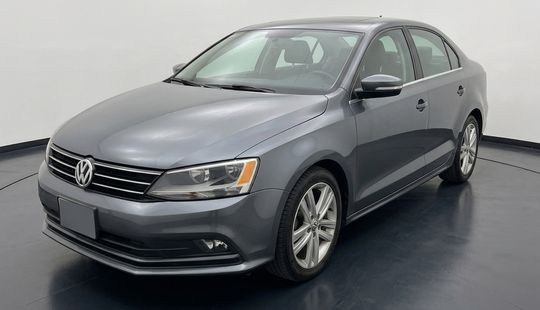Volkswagen • Jetta