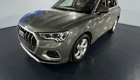 Audi • Q3