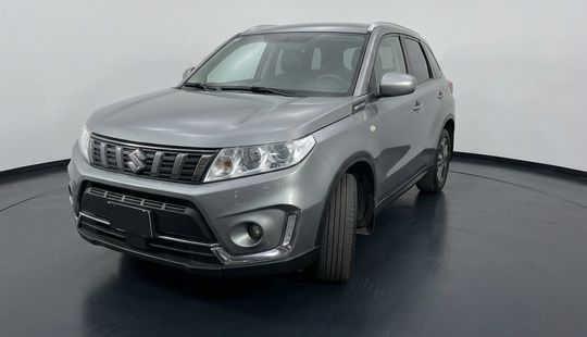 Suzuki • Vitara