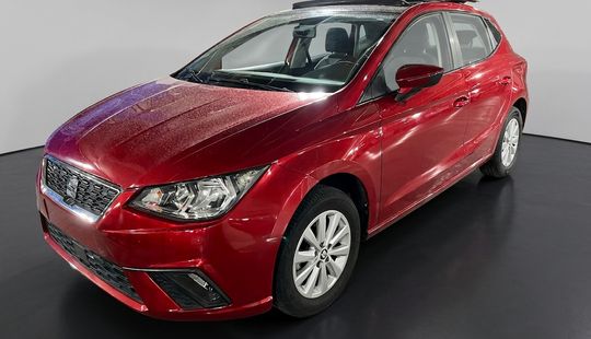 2018 • 104,562 km • Automático