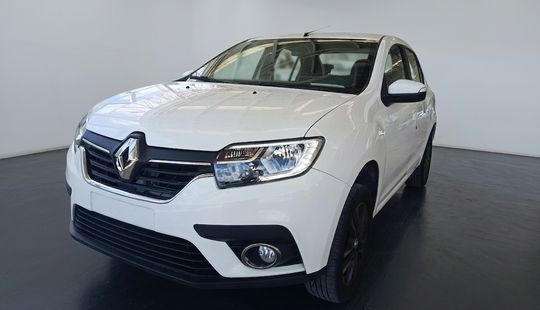 Renault • Logan