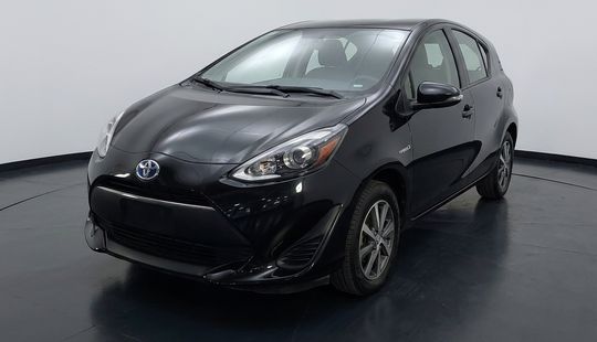 Toyota • Prius C