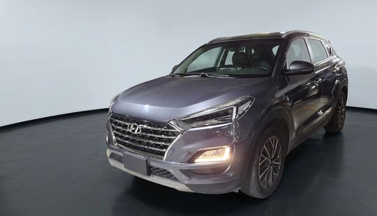 Hyundai • Tucson