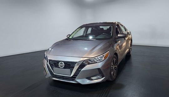 Nissan • Sentra