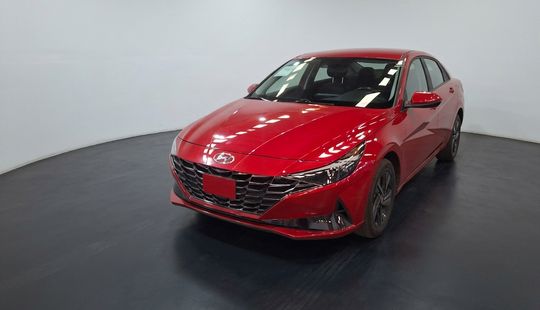 Hyundai • Elantra