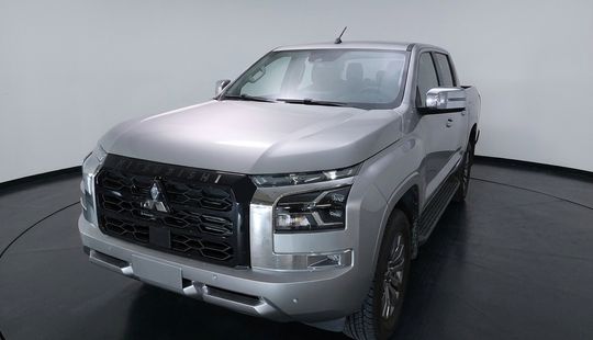 Mitsubishi • L200