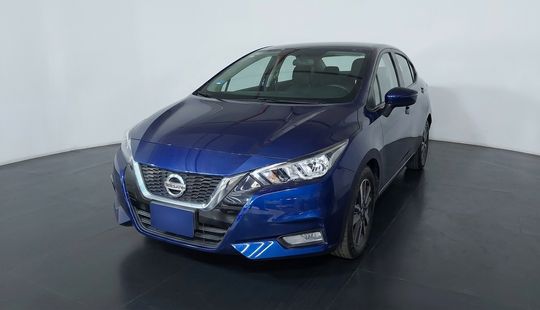 Nissan • Versa