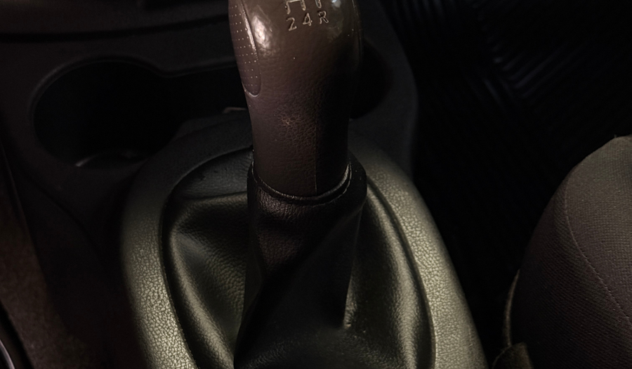 Nissan V-drive 1.6 V-DRIVE A/C AUDIO Sedan 2024