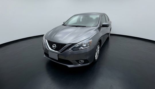 Nissan • Sentra
