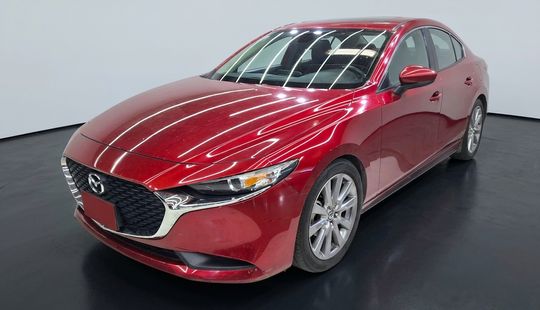 2020 • 81,805 km • Automático