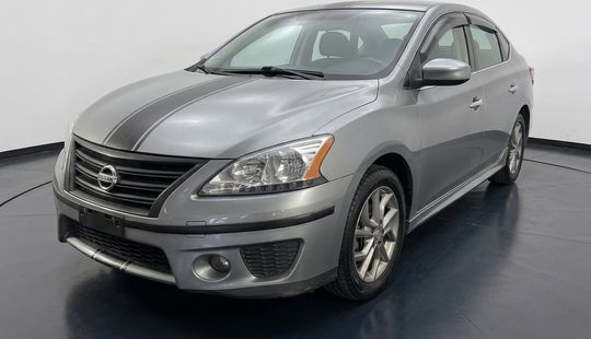 Nissan • Sentra