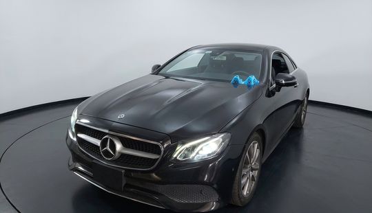 Mercedes Benz • Clase E