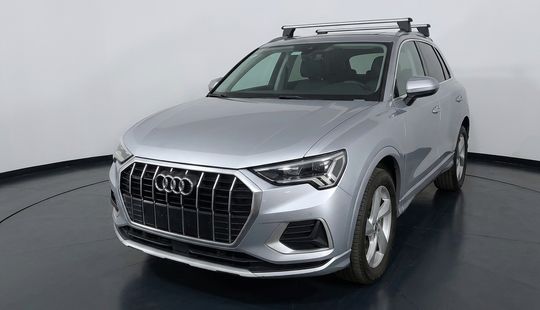 Audi • Q3