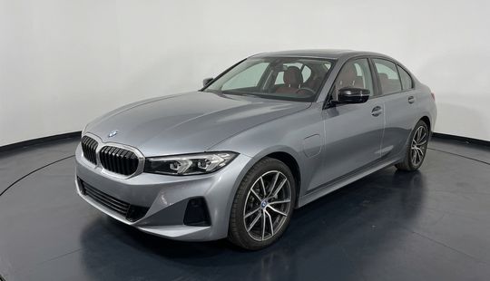 Bmw • Serie 3