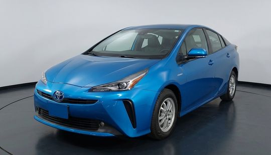 Toyota • Prius
