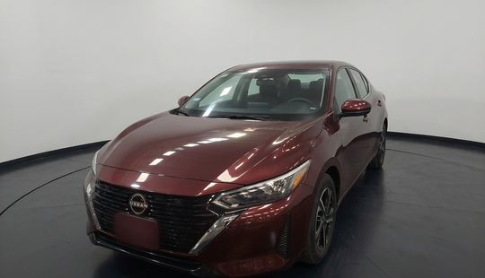 Nissan • Sentra