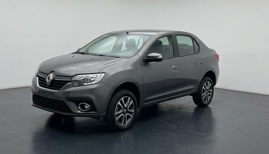 Renault • Logan