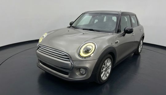 Mini • Cooper