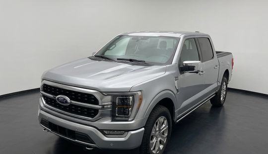 Ford • Lobo