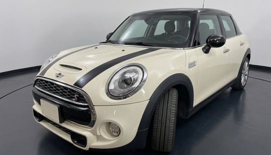 Mini • Cooper S