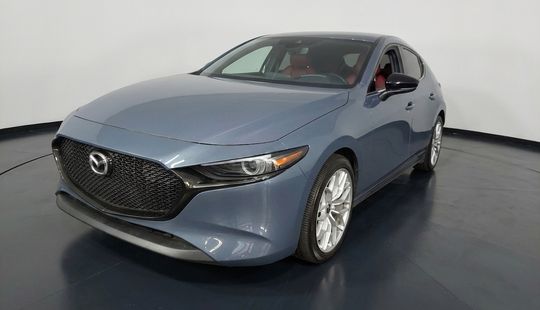Mazda • Mazda 3